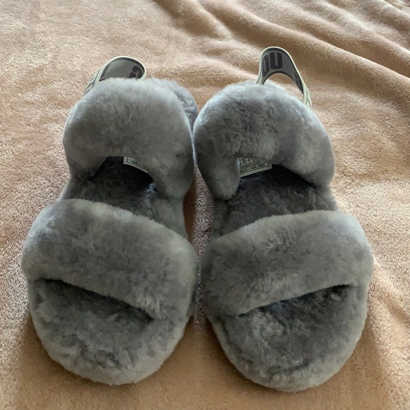 Ugg’s slides - Picture 1 of 5